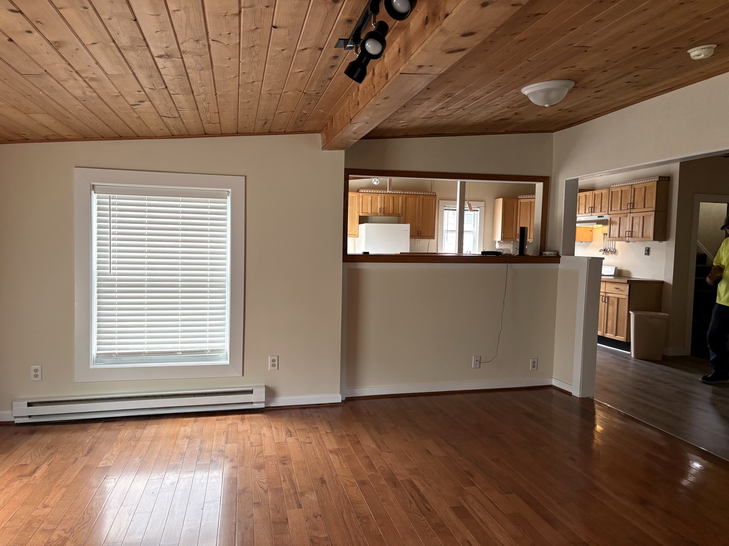 463 Howard Street Property Photo 5