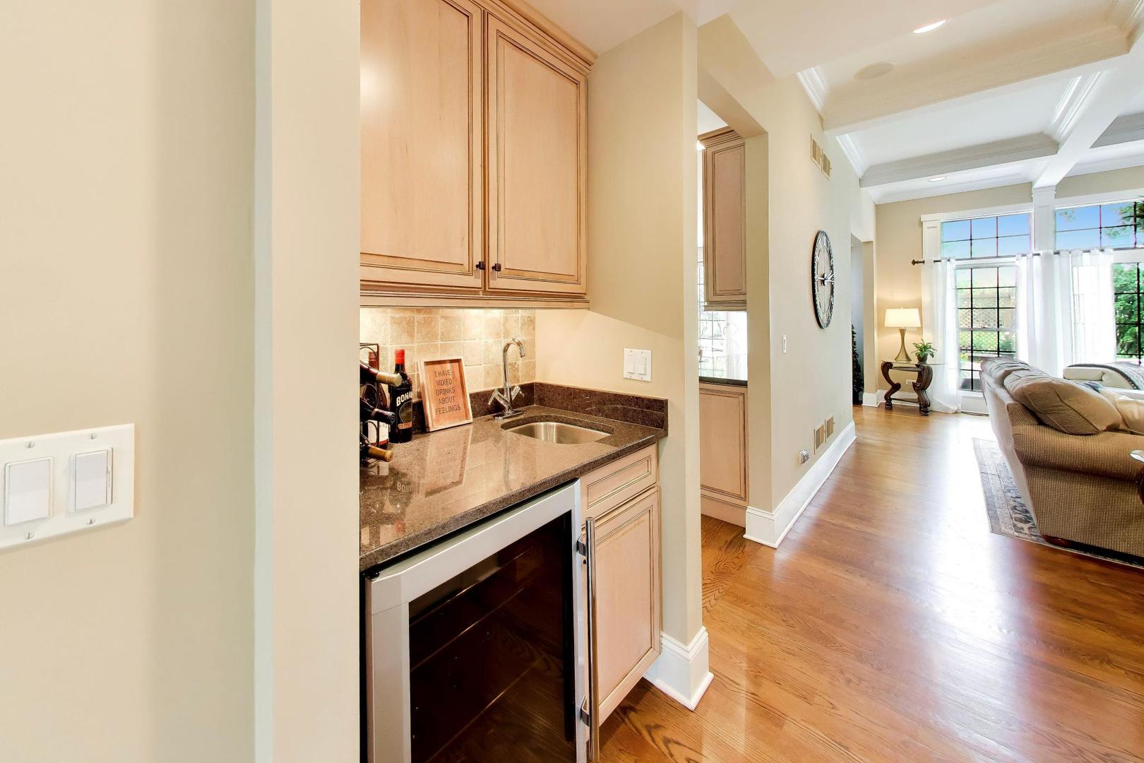 1301 N Chicago Avenue Property Photo 16