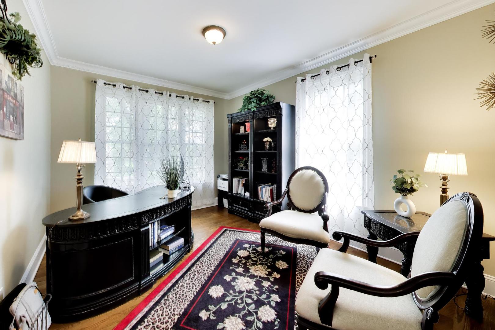 1301 N Chicago Avenue Property Photo 25