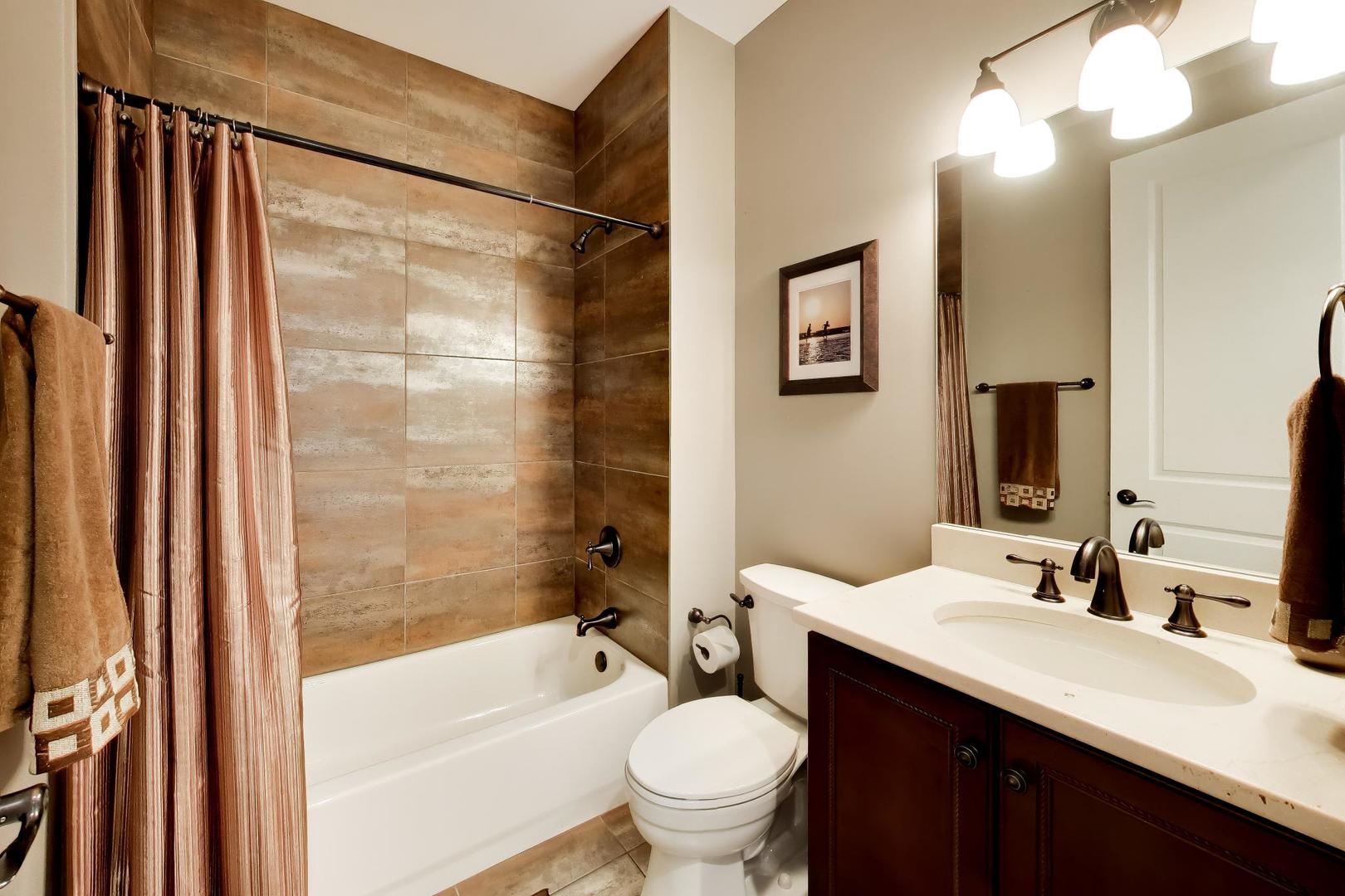 1301 N Chicago Avenue Property Photo 27