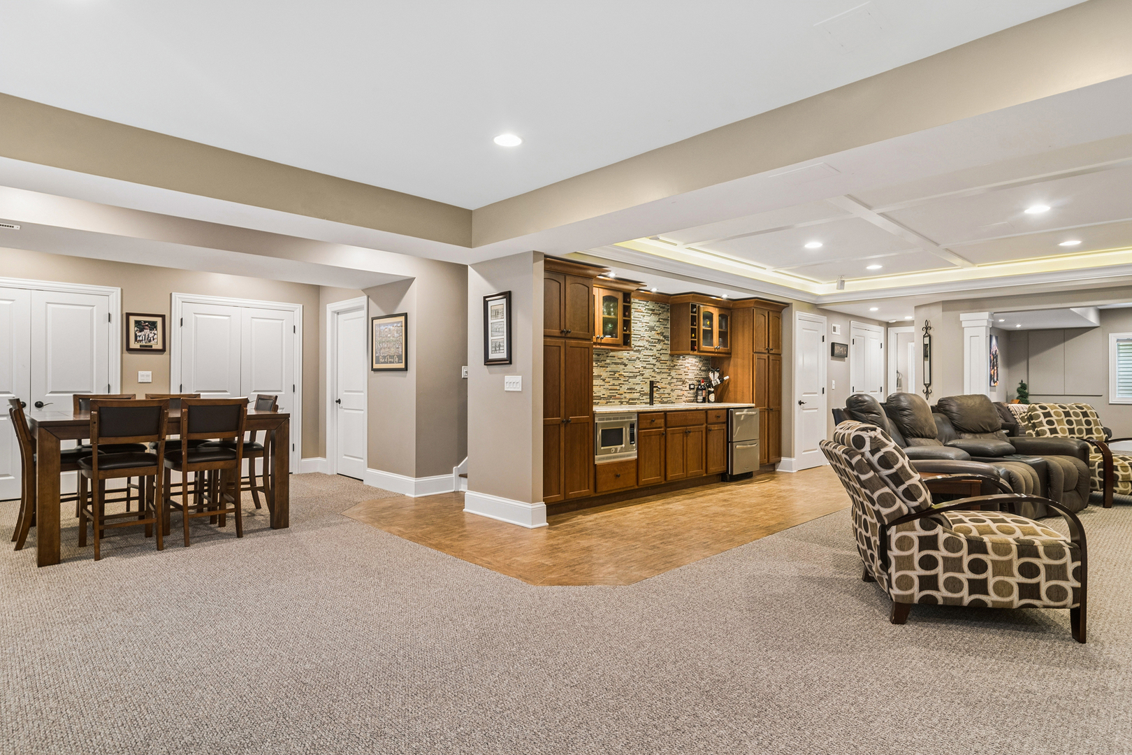 1301 N Chicago Avenue Property Photo 47