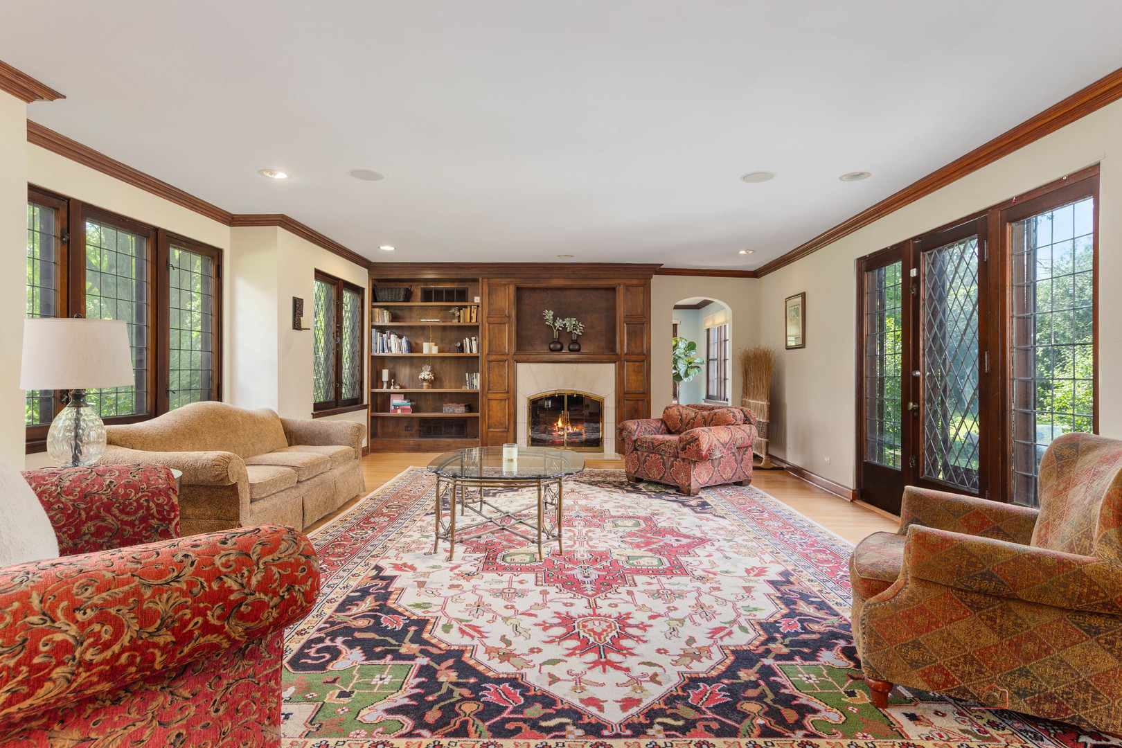 1380 Valley Road Property Photo 5