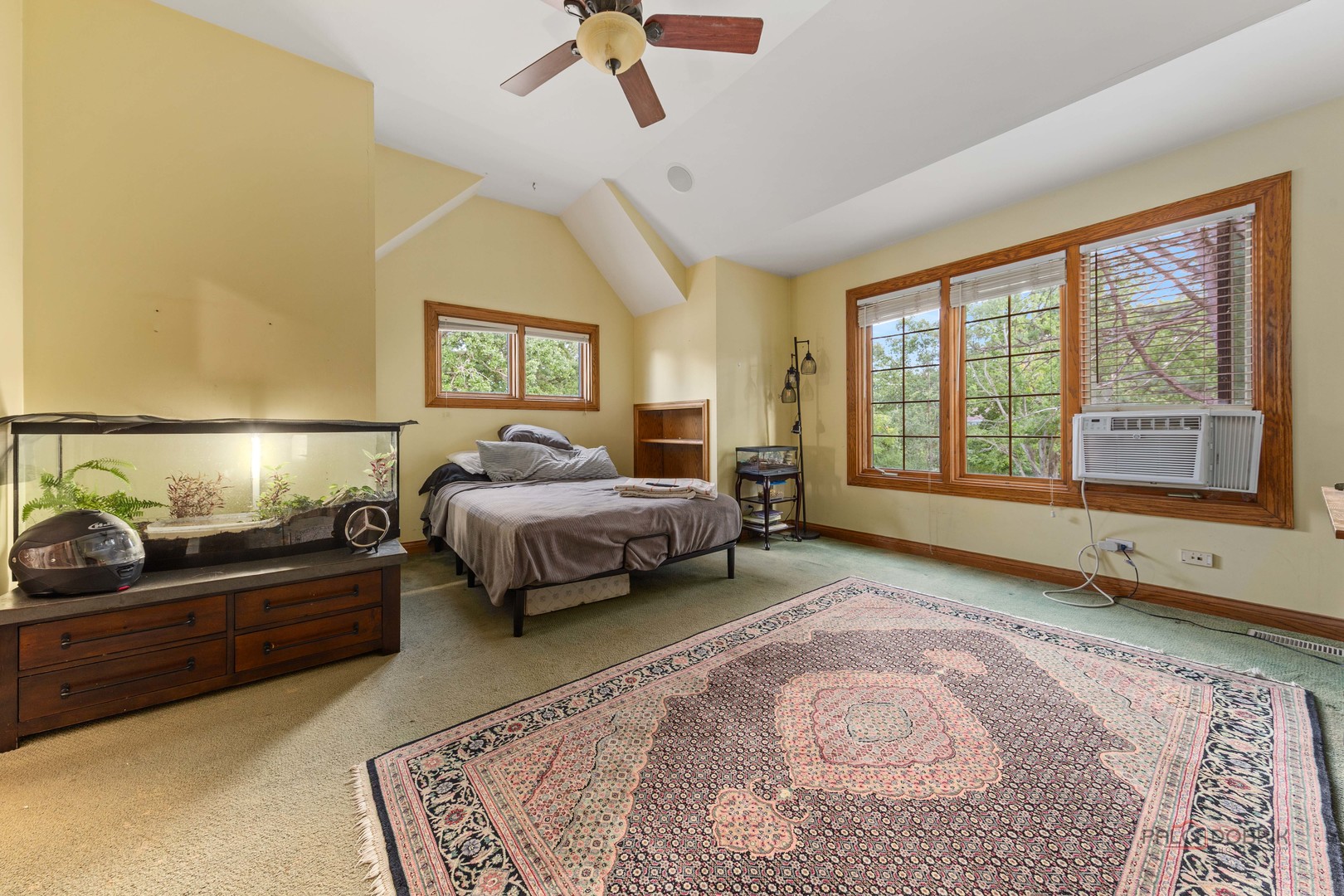 1380 Valley Road Property Photo 21