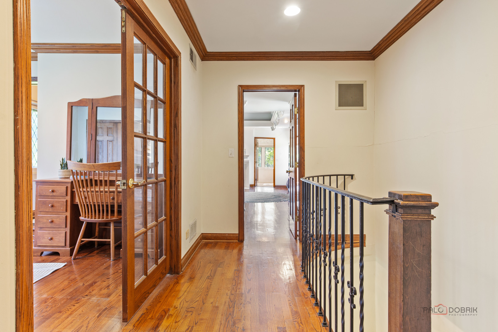 1380 Valley Road Property Photo 24