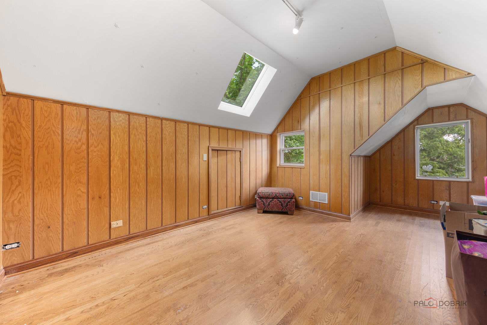 1380 Valley Road Property Photo 34