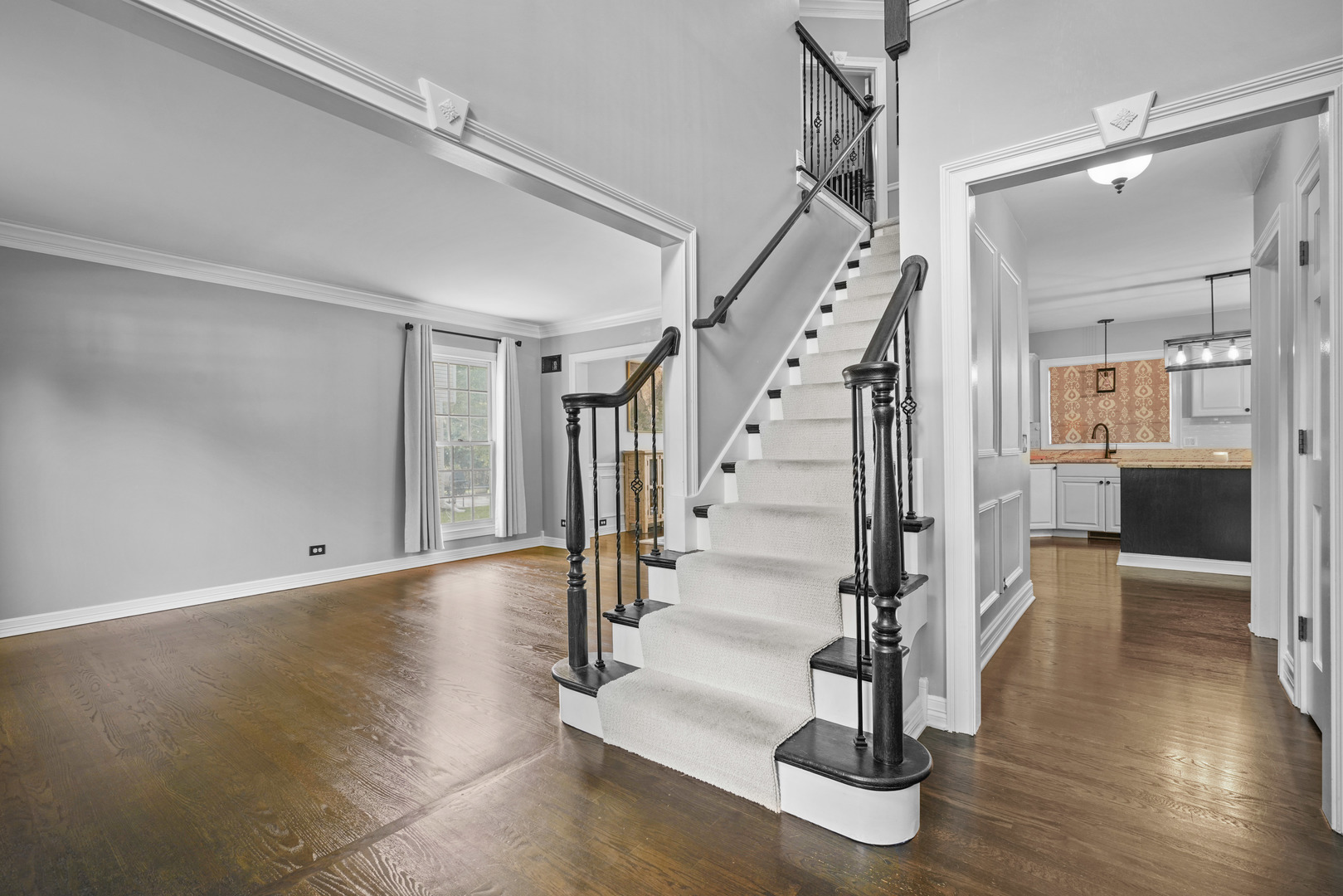 2404 Bainbridge Boulevard Property Photo 6
