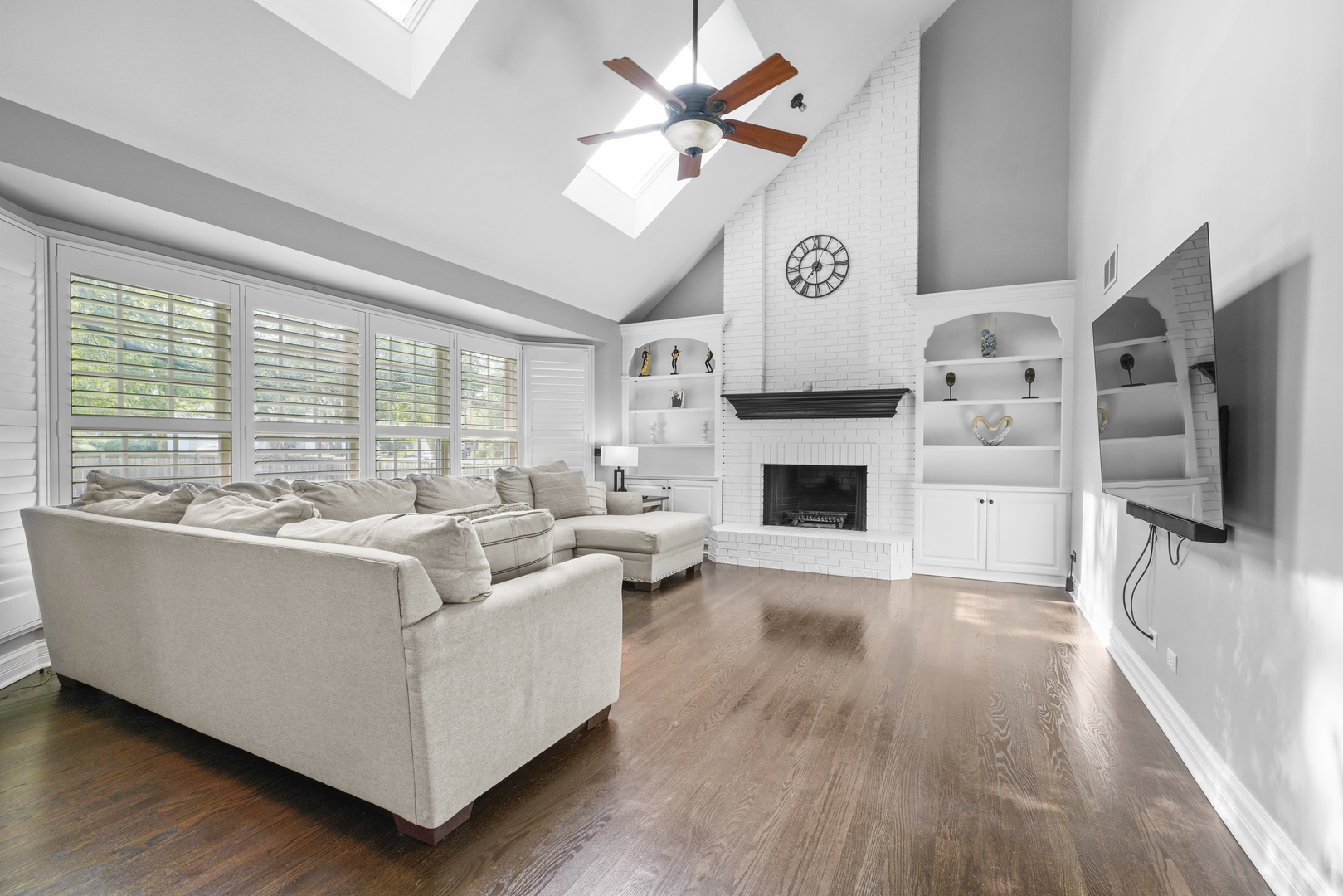 2404 Bainbridge Boulevard Property Photo 8