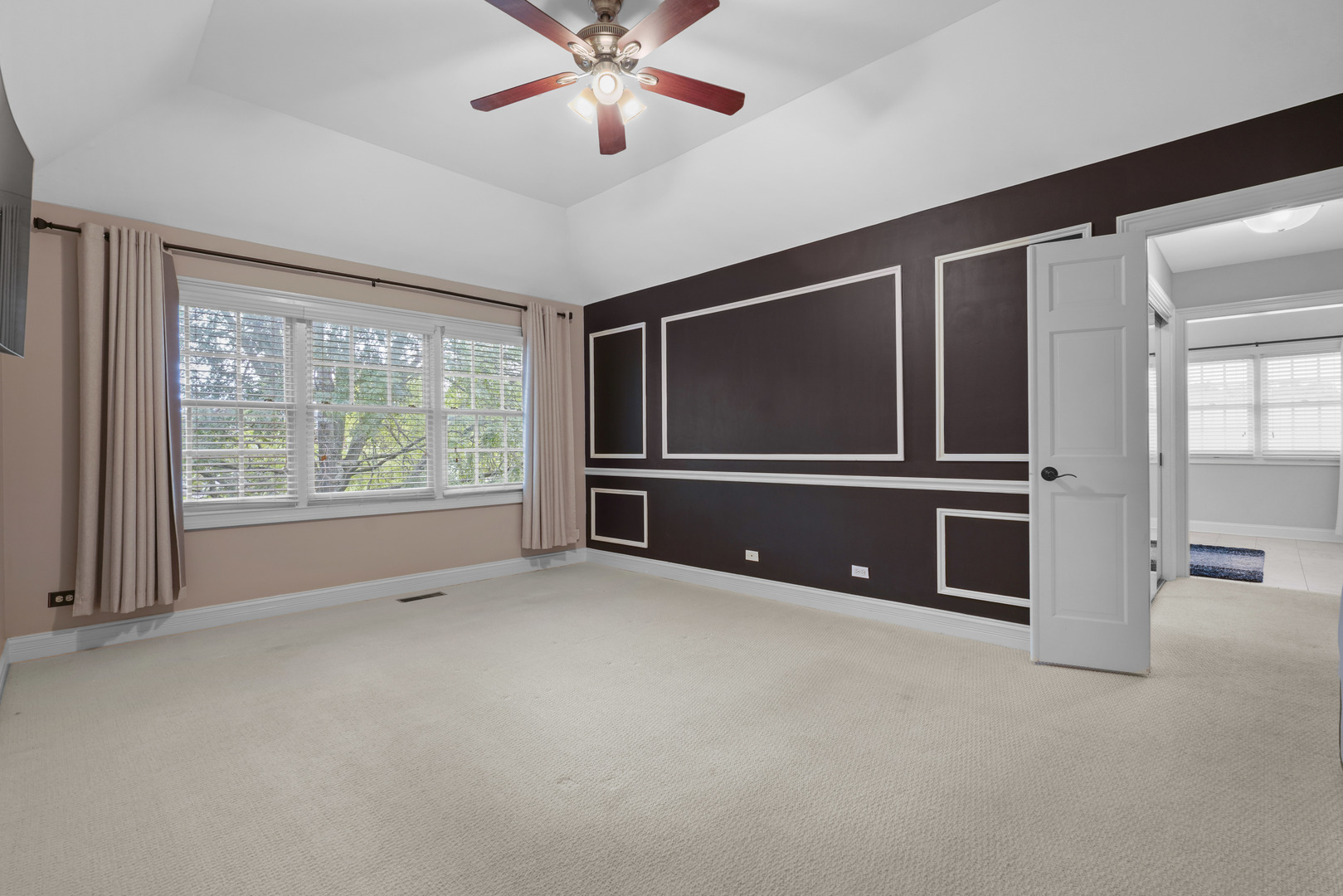 2404 Bainbridge Boulevard Property Photo 16