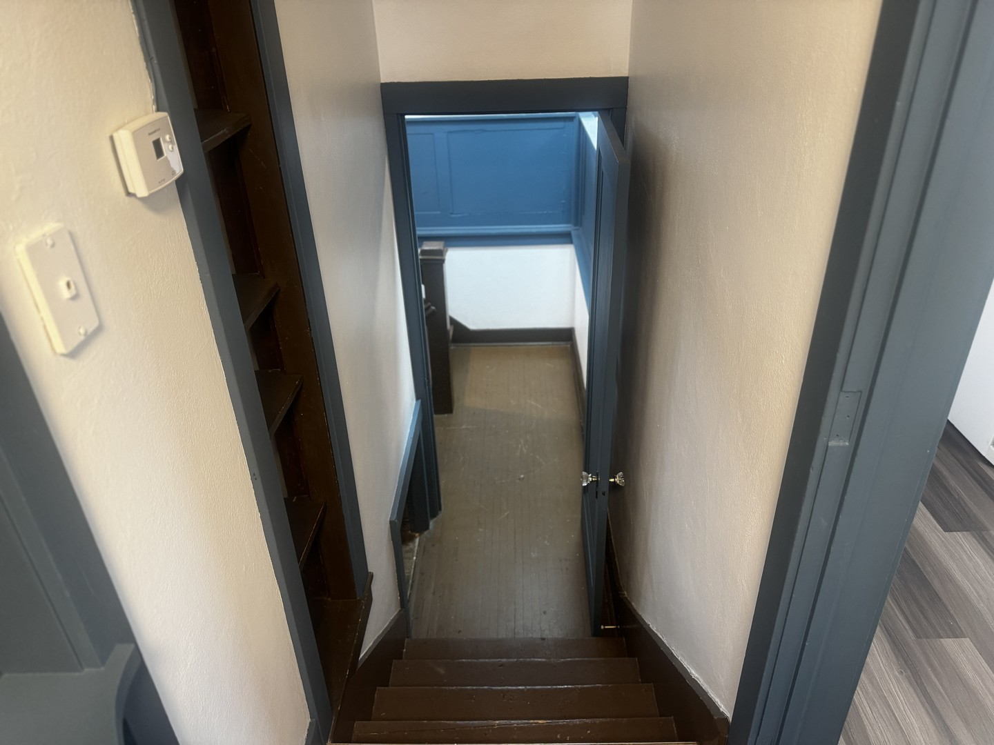 105 University Street 2 Property Photo 9