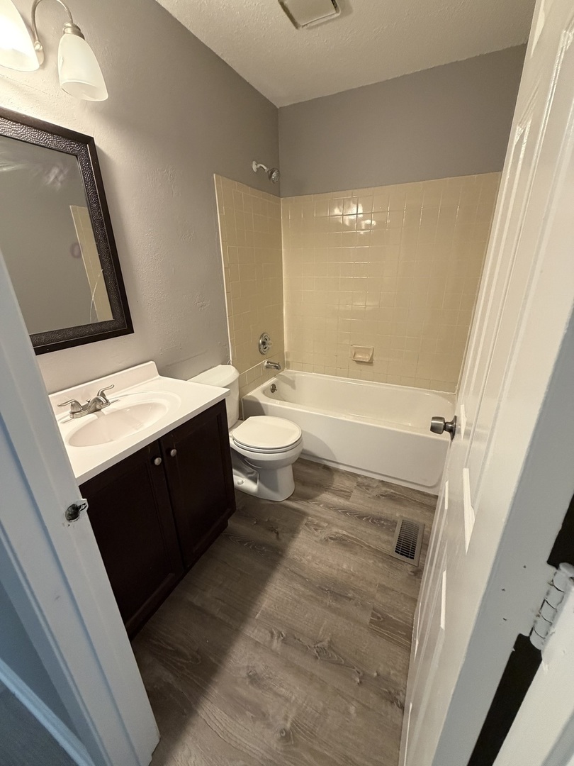 1009 Pheasant Run Lane Property Photo 15