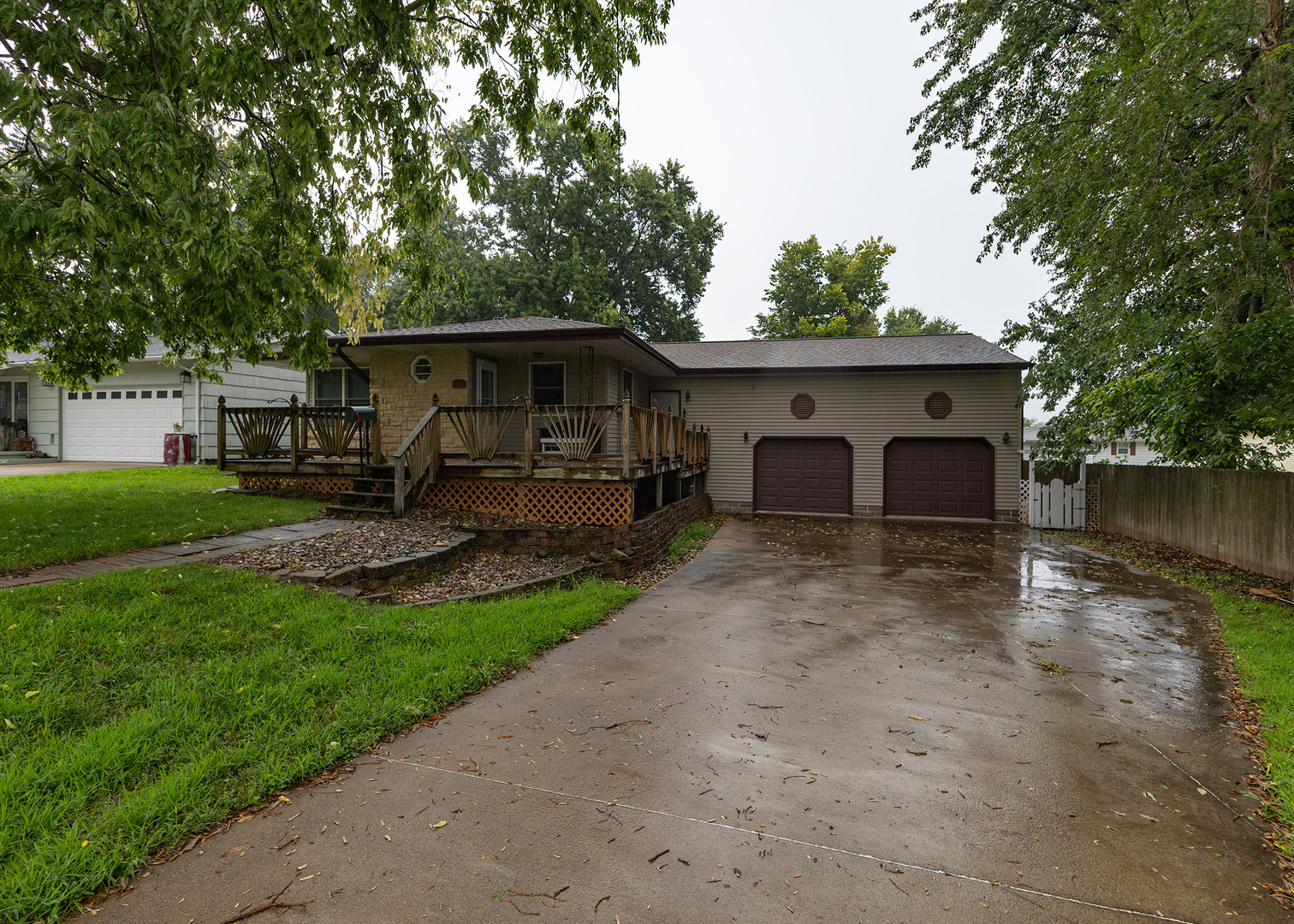 920 9th Avenue Property Photo 1