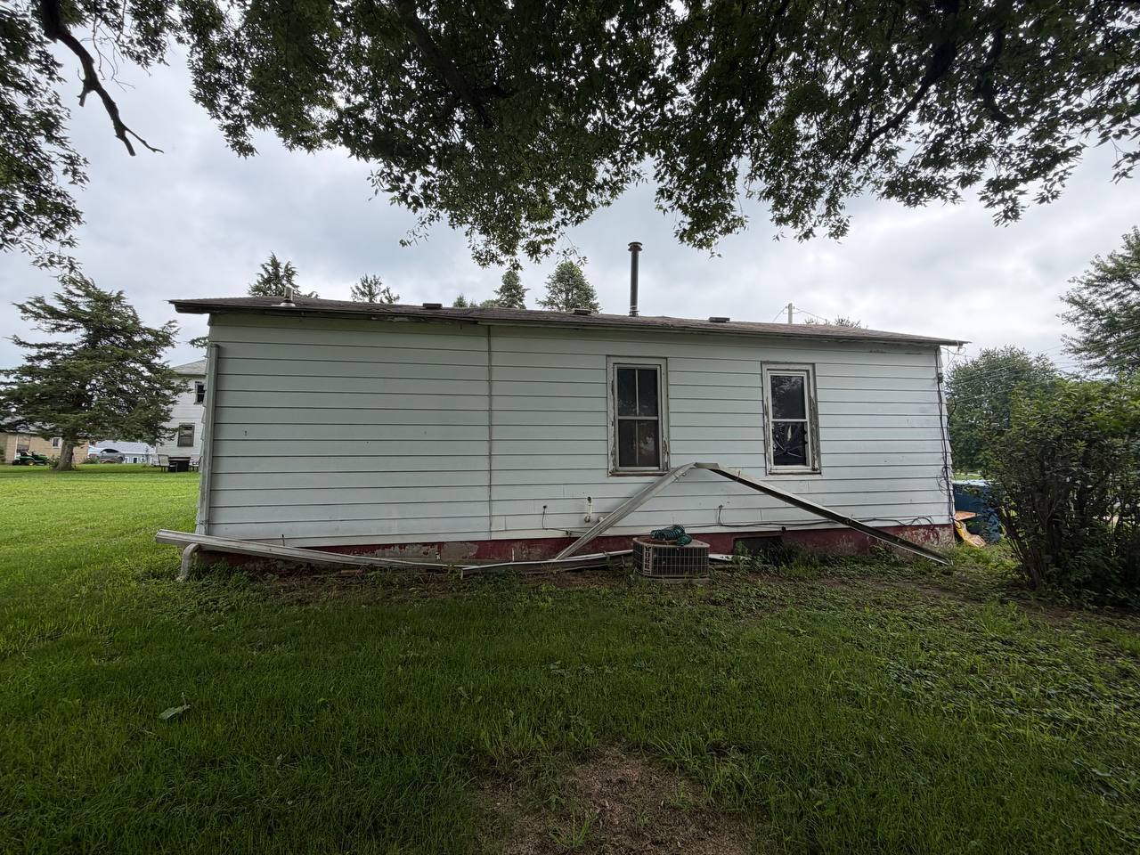 105 W Lincoln Avenue Property Photo 24