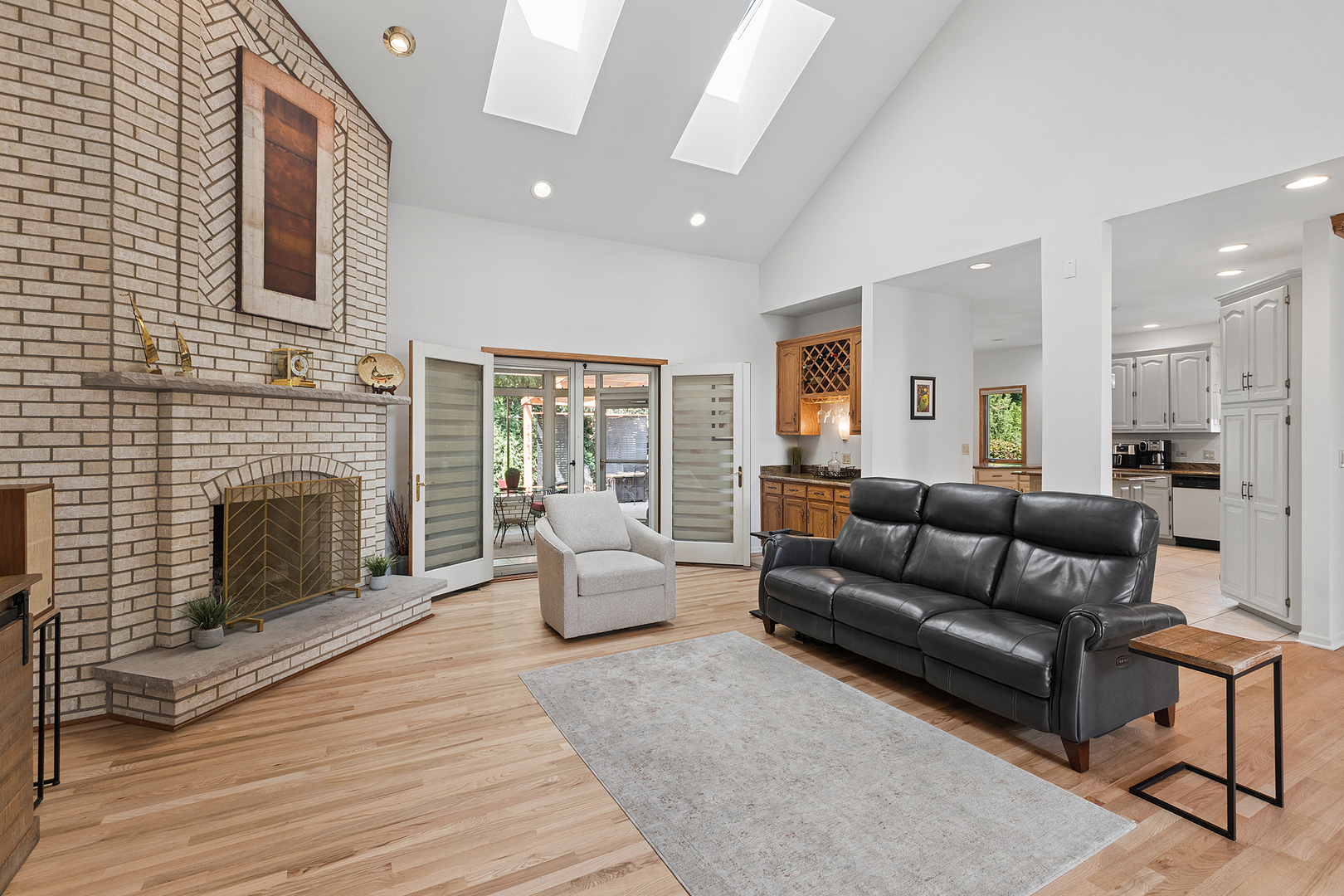12306 S Nagle Avenue Property Photo 7