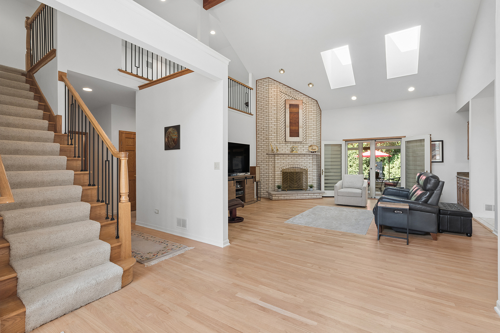 12306 S Nagle Avenue Property Photo 12