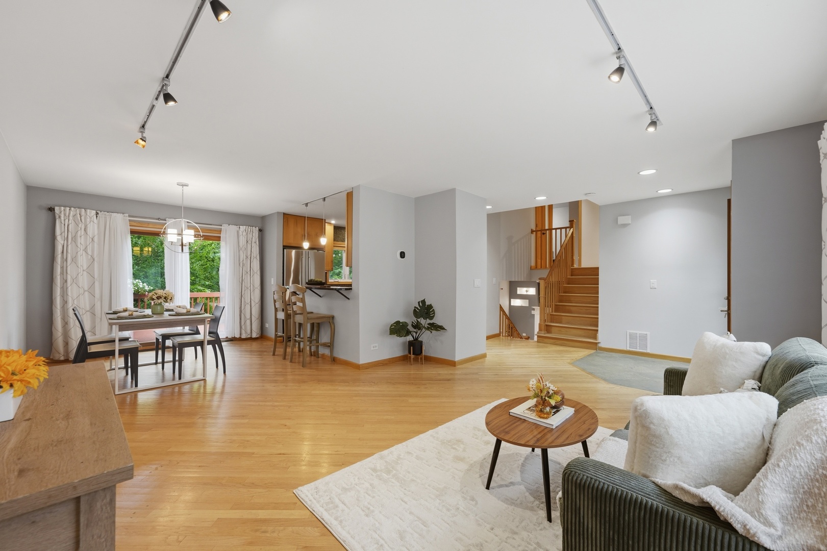 165 Abbeywood Circle Property Photo 4