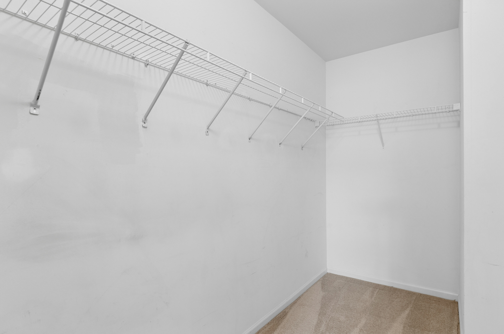2911 Bartlett Court 104 Property Photo 11