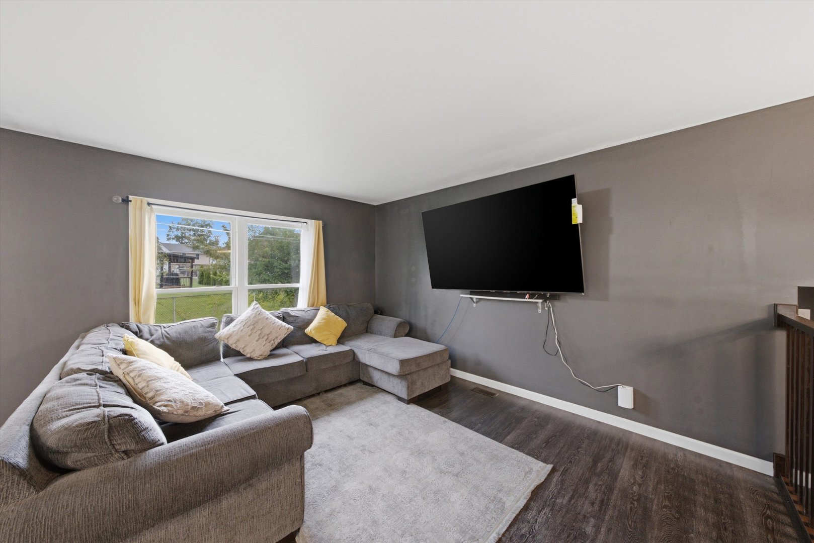 1204 Lincoln Court Property Photo 6