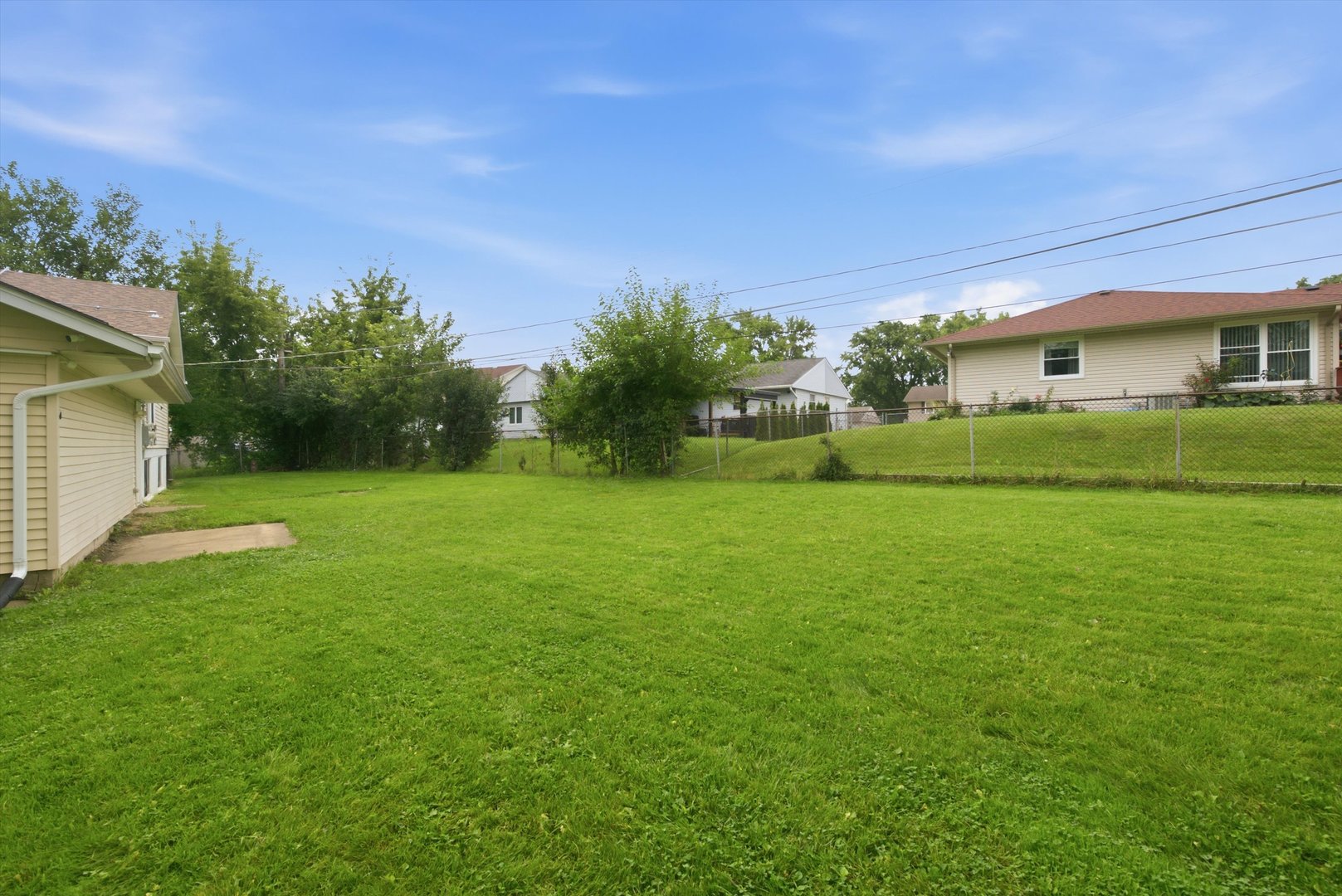 1204 Lincoln Court Property Photo 34