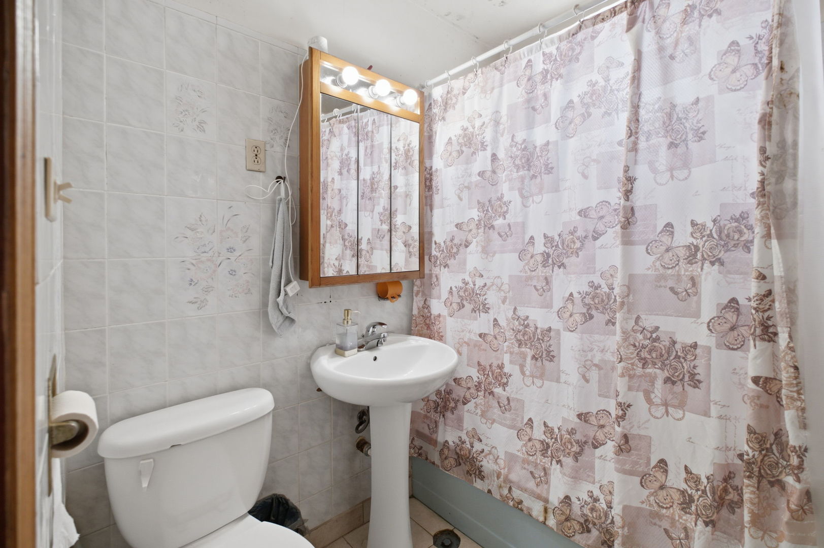 5225 S Campbell Avenue Property Photo 17