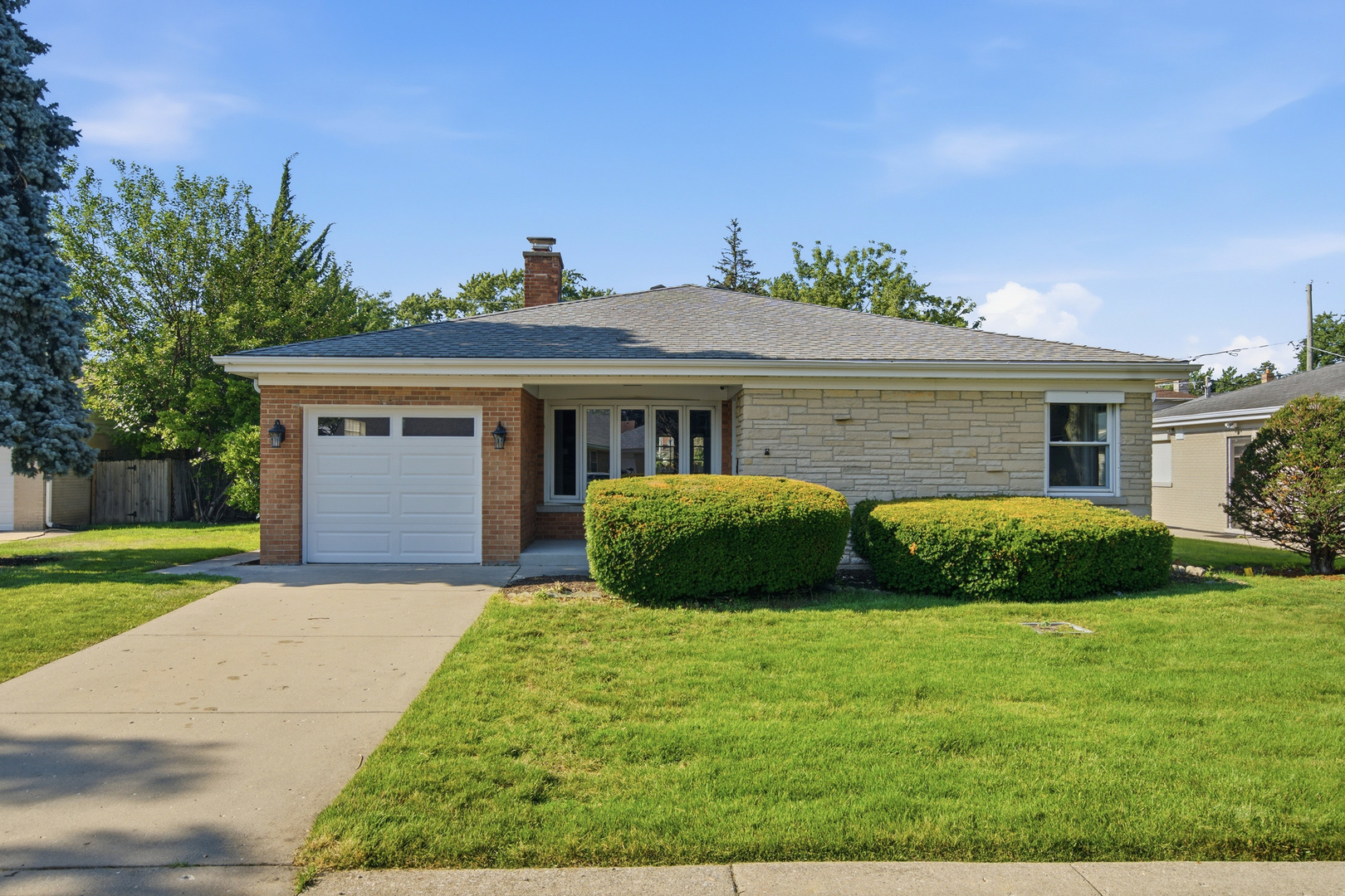 5022 Fargo Avenue Property Photo 2