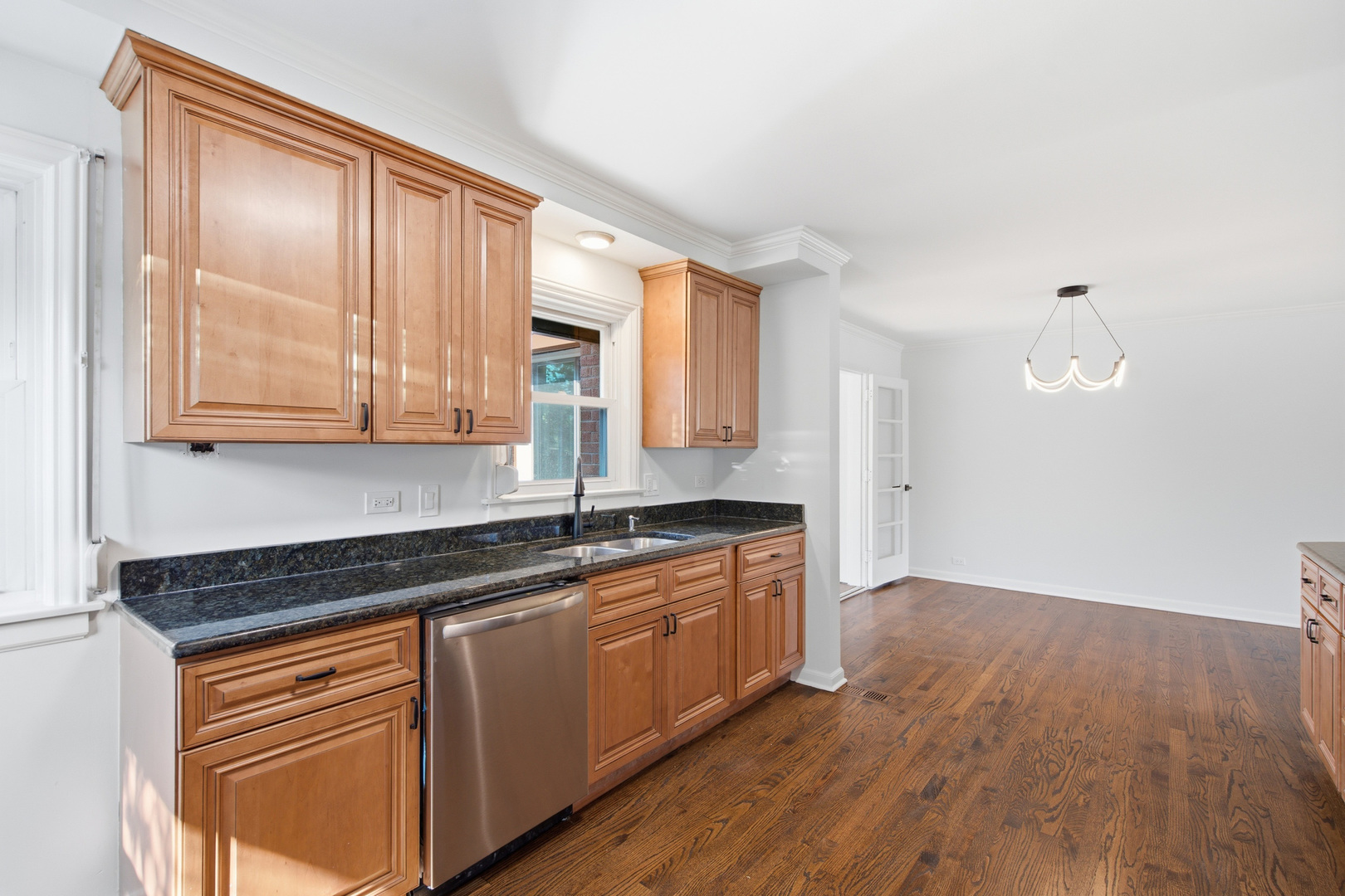 5022 Fargo Avenue Property Photo 12
