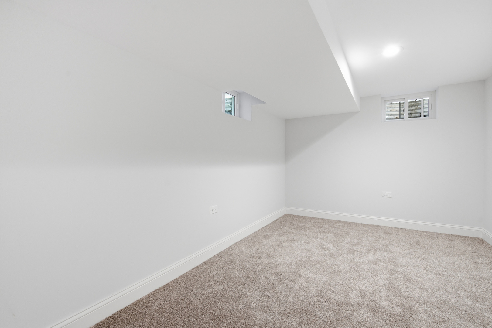 5022 Fargo Avenue Property Photo 24
