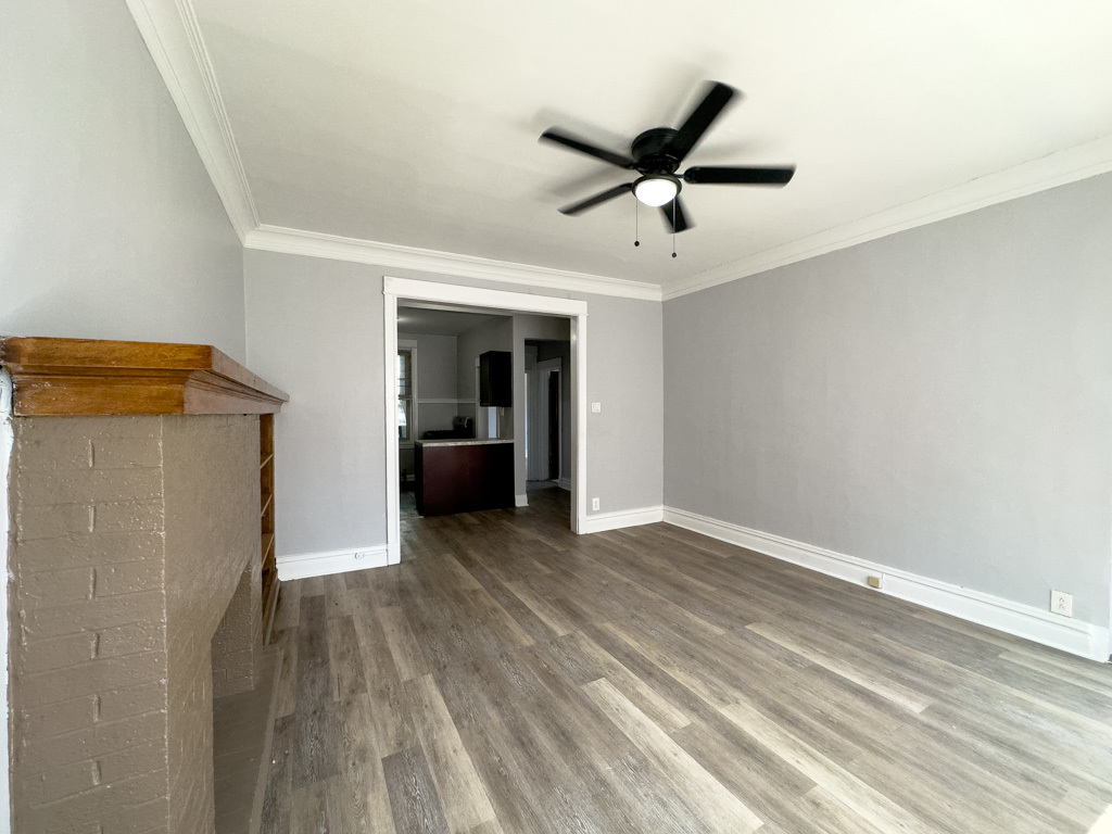 1222 W Rosemont Avenue 1 Property Photo 9