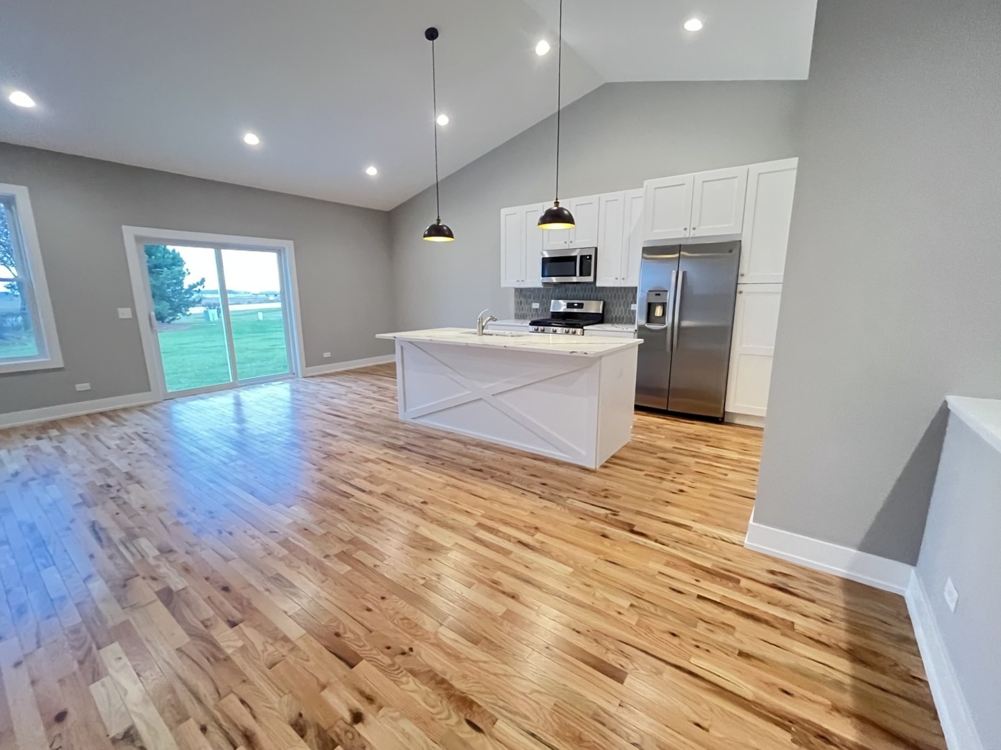 956 Partridge Circle Property Photo 3