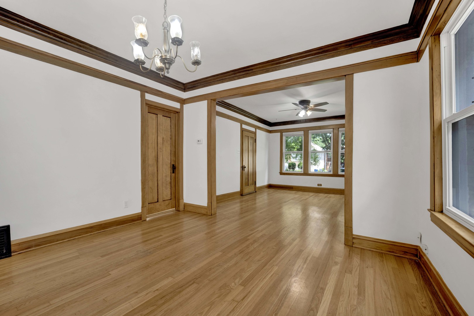 2419 W Berenice Avenue Property Photo 8