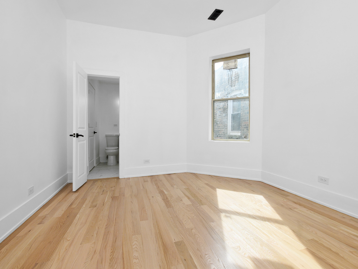 7125 S Drexel Avenue Property Photo 8