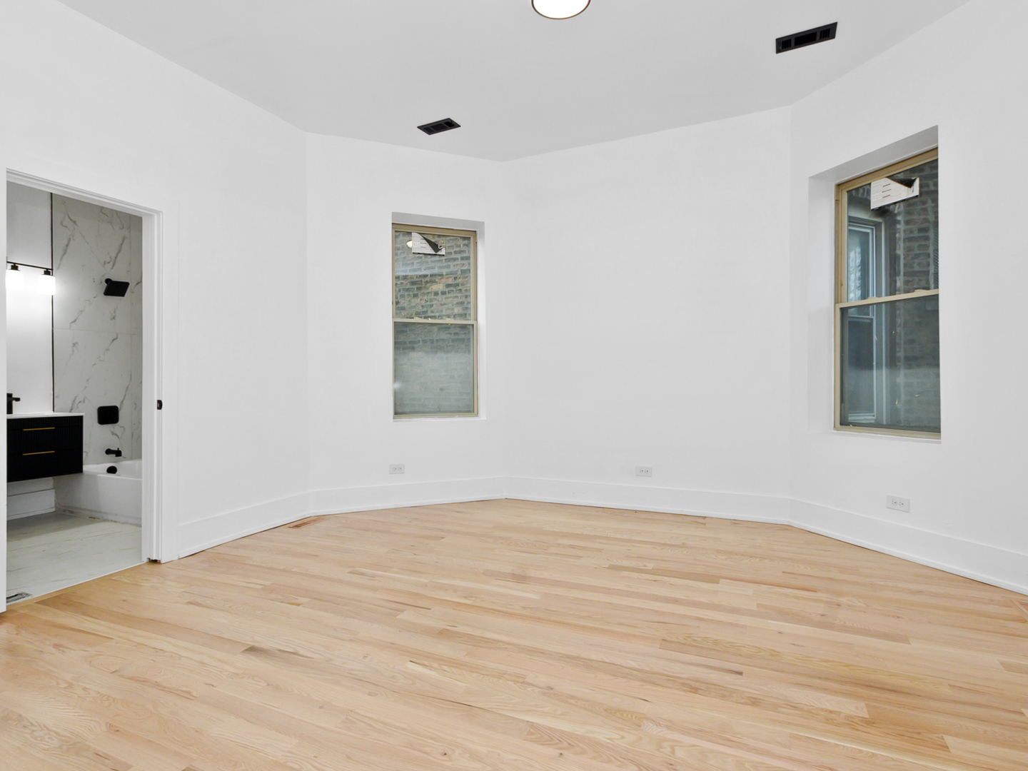 7125 S Drexel Avenue Property Photo 14