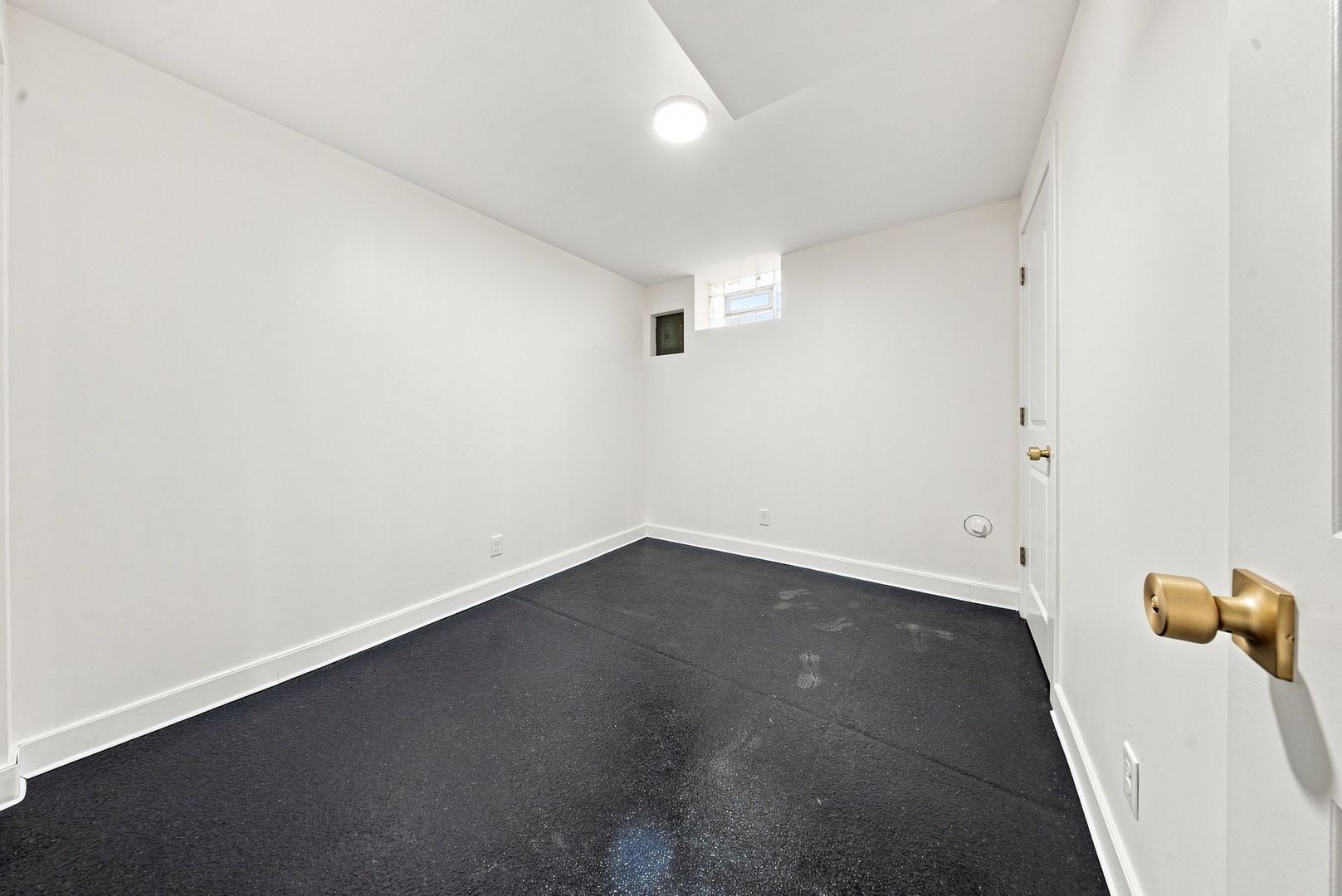 387 S Evergreen Avenue Property Photo 29
