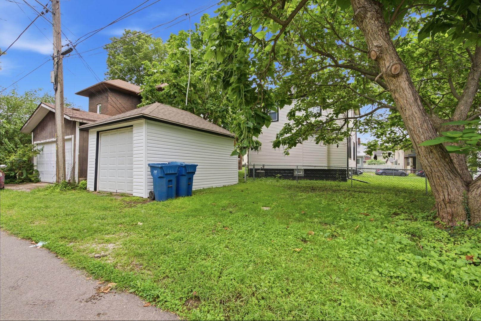 387 S Evergreen Avenue Property Photo 31