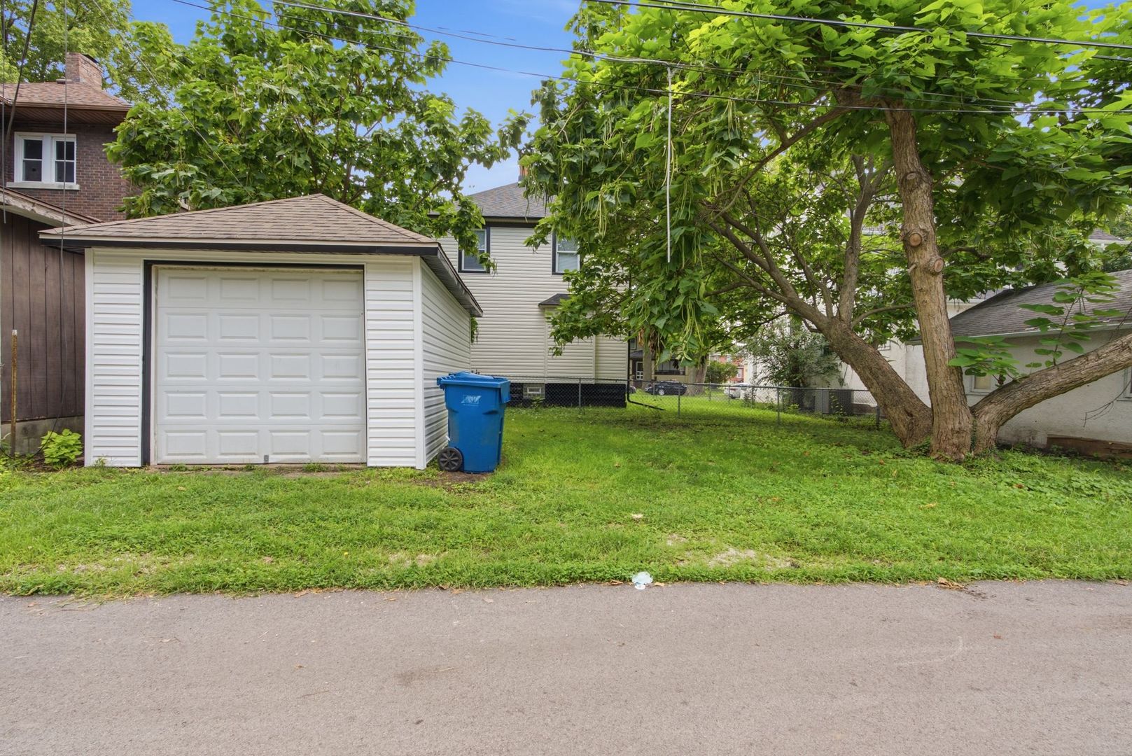 387 S Evergreen Avenue Property Photo 32