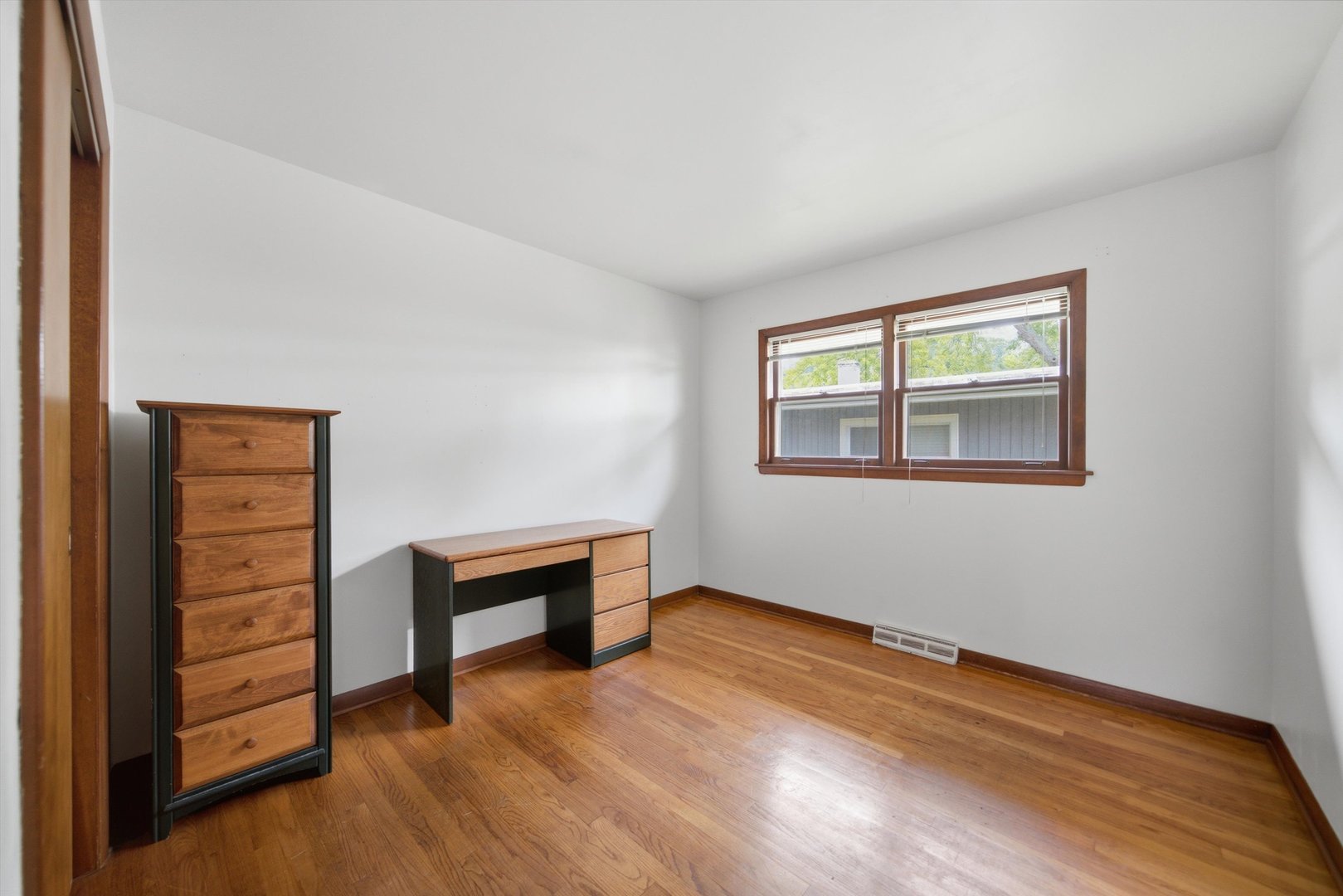 39181 N Cedar Crest Drive Property Photo 14