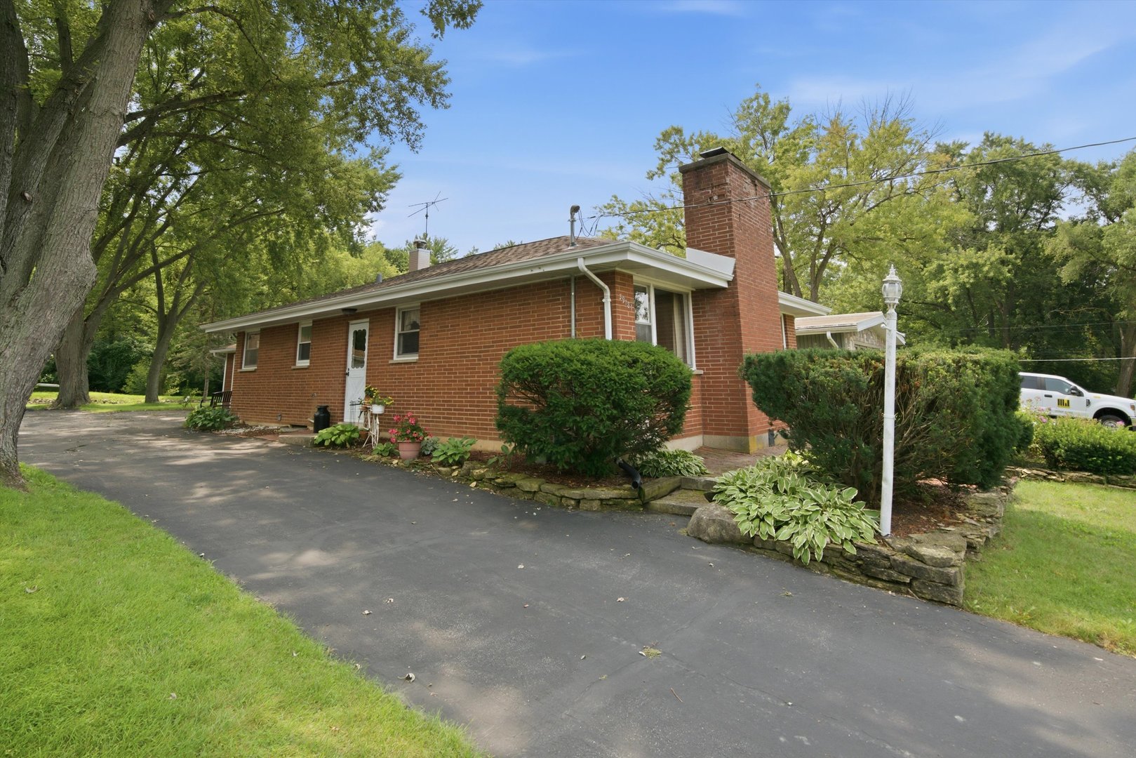 39181 N Cedar Crest Drive Property Photo 29