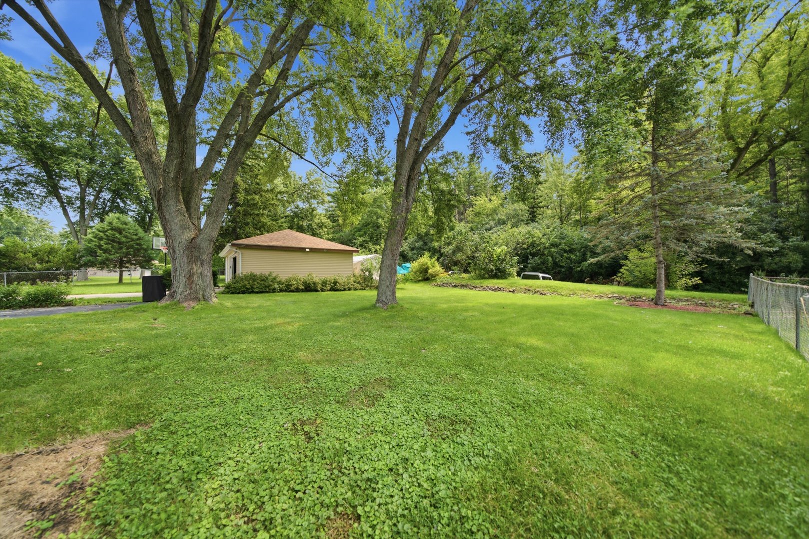 39181 N Cedar Crest Drive Property Photo 35