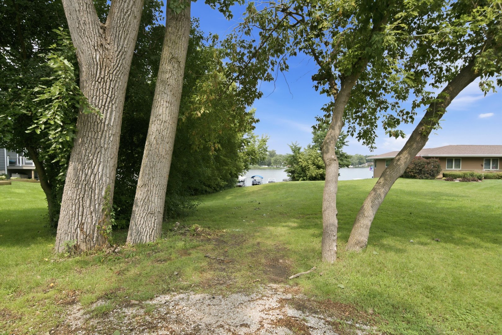 39181 N Cedar Crest Drive Property Photo 38