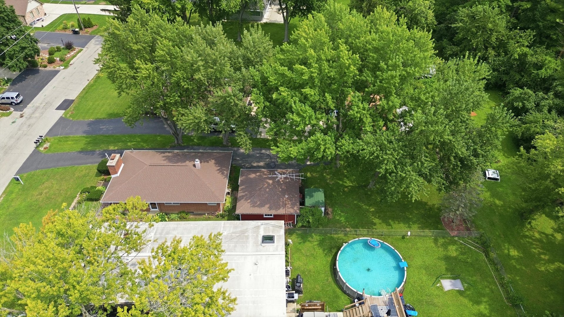 39181 N Cedar Crest Drive Property Photo 41