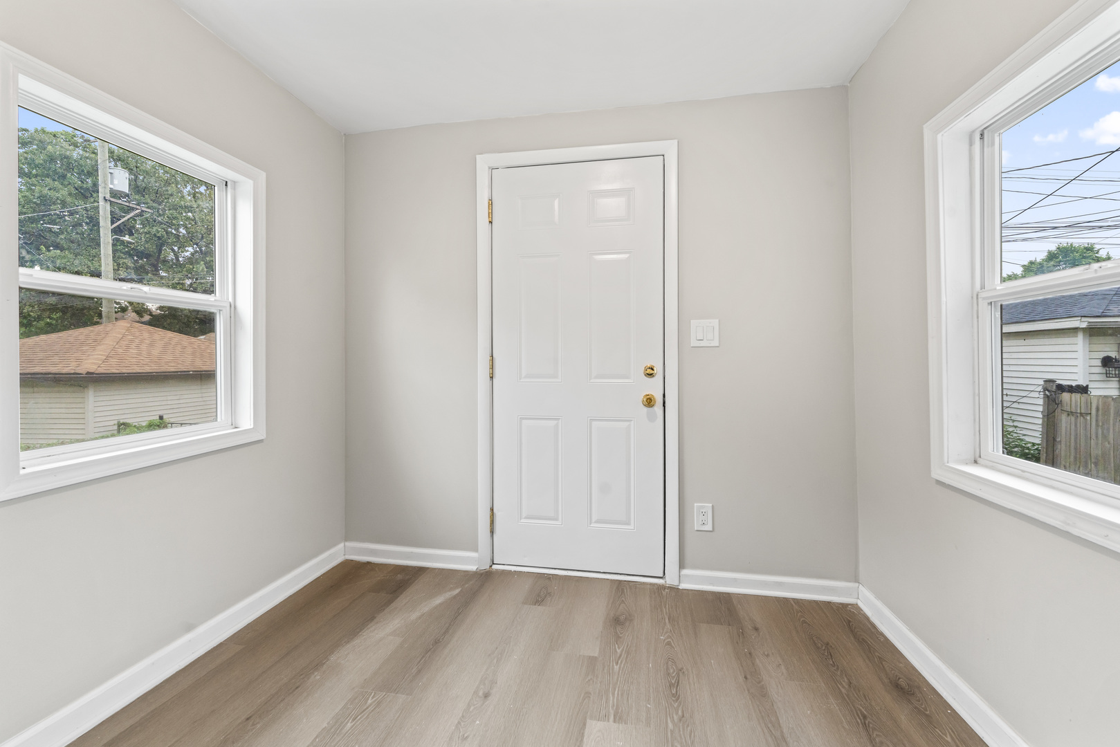 1653 W 92nd Street Property Photo 11