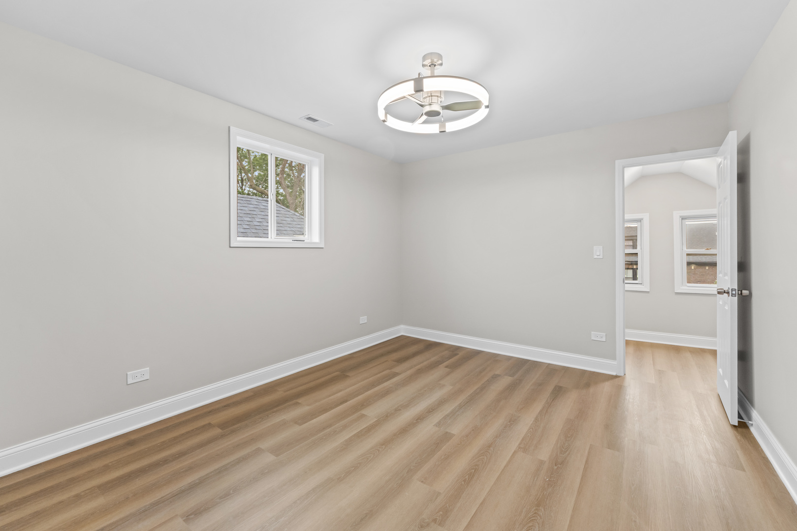 1653 W 92nd Street Property Photo 13