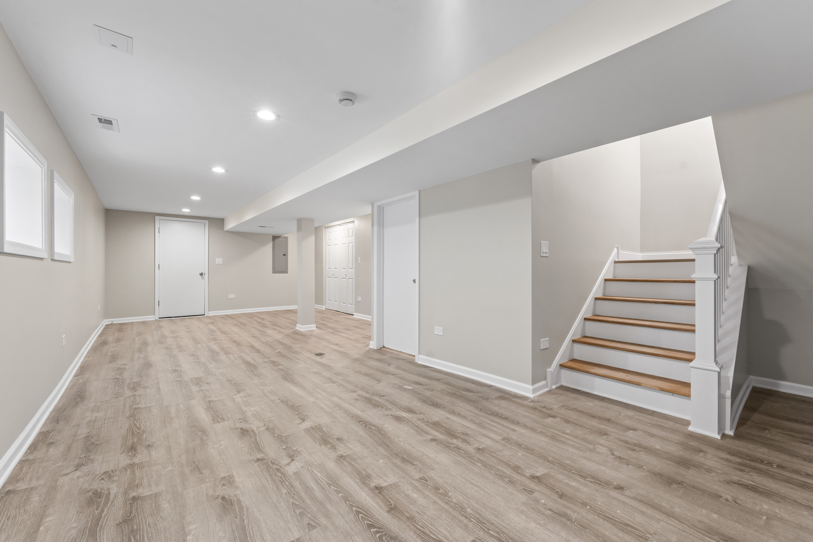 1653 W 92nd Street Property Photo 16
