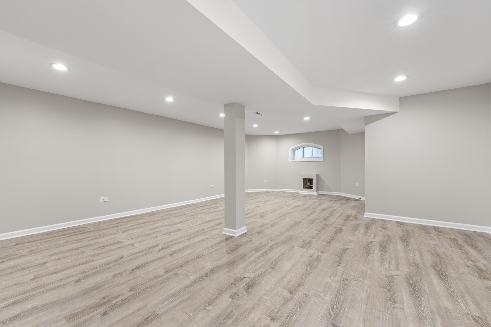 1653 W 92nd Street Property Photo 17