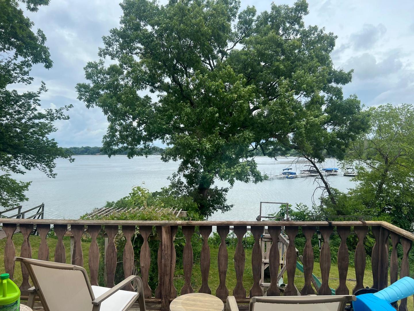 440 E Lakeshore Drive Property Photo 2