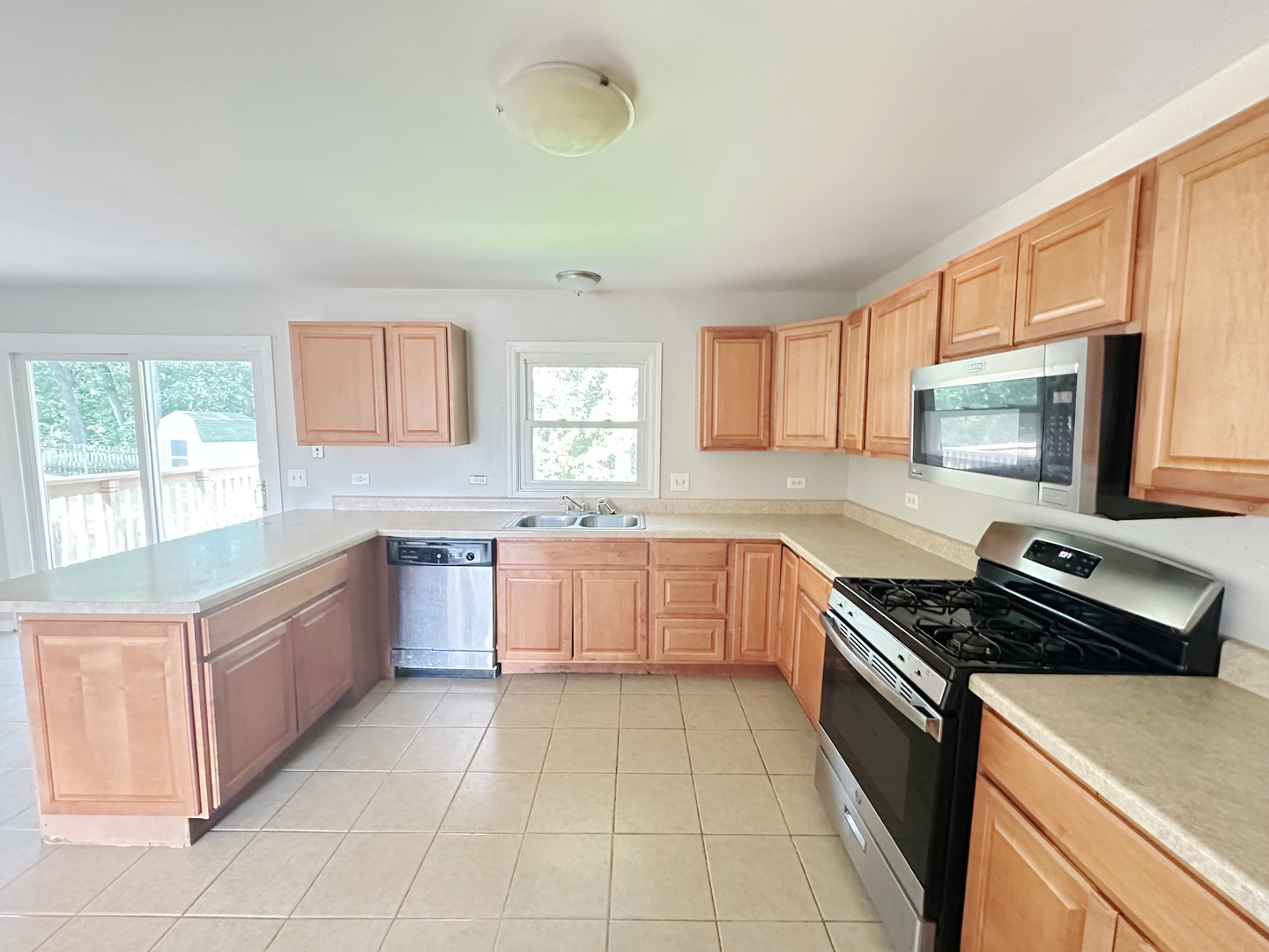 223 Indian Trail Property Photo 5