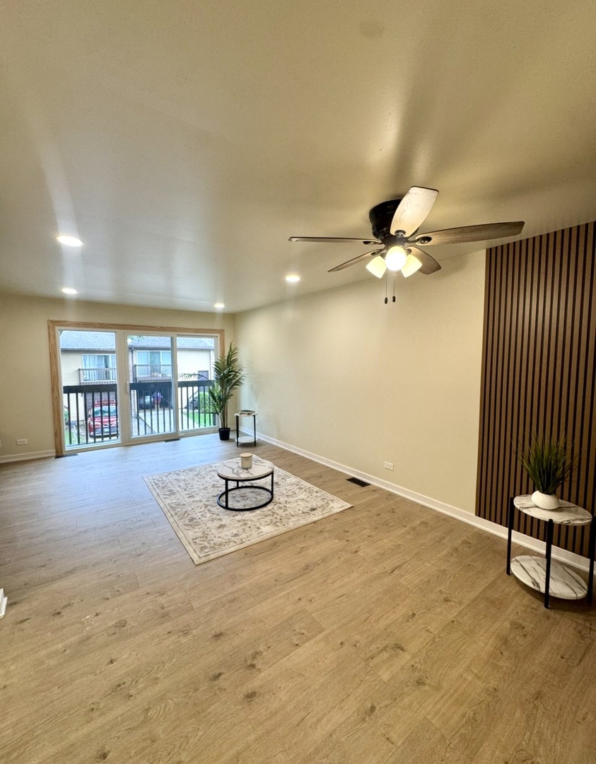 328 Ottawa Drive Property Photo 3