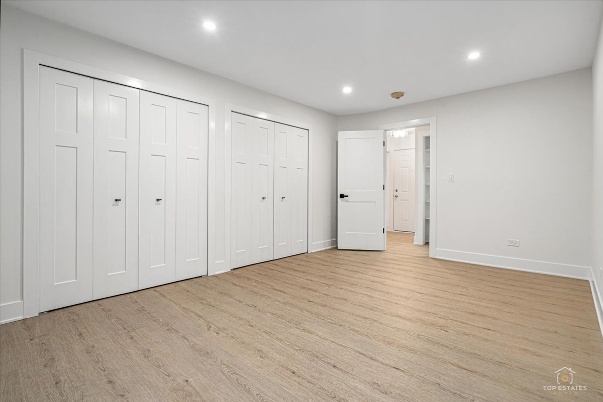 12733837 Property Photo 13