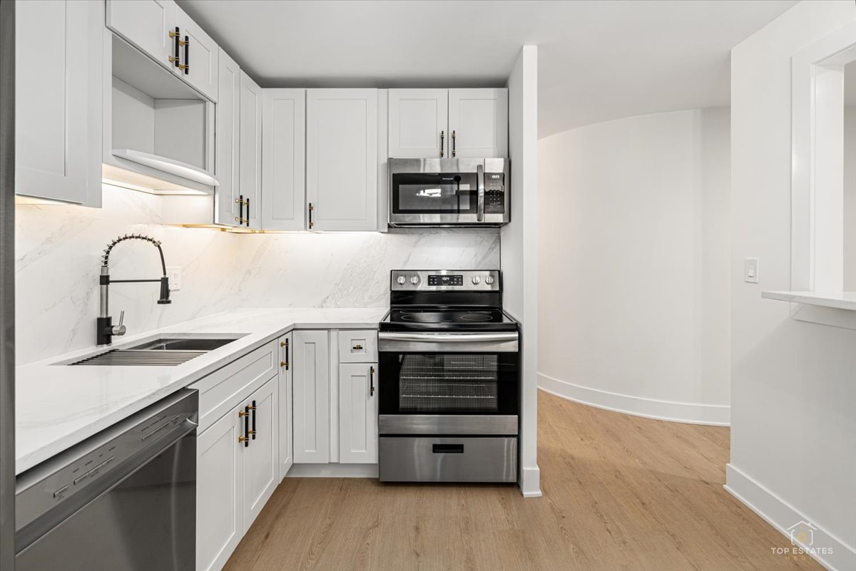 12733837 Property Photo 18