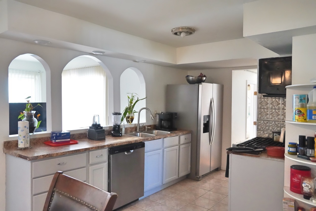 1023 Ashridge Lane Property Photo 6