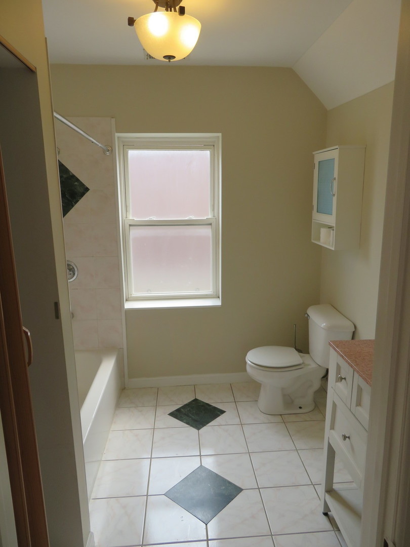 6957 W Fletcher Street Property Photo 11